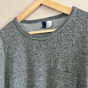 Men’s Oversized H&M Divided Sweater size L